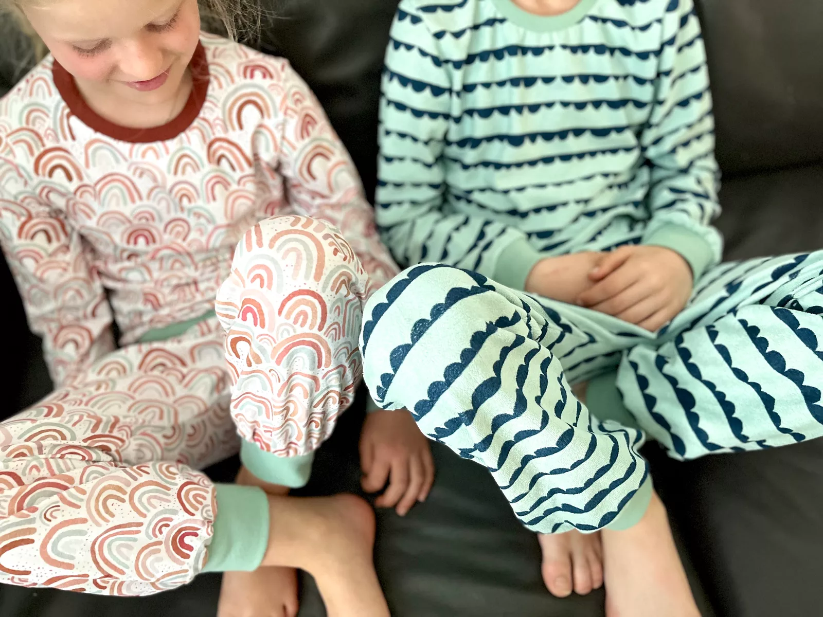 NEU: Der Cosy Schlafanzug für Kids 128 164) - (Gr